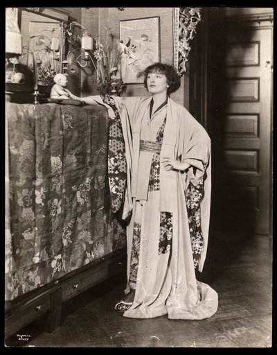 Florence Reed by Byron Company